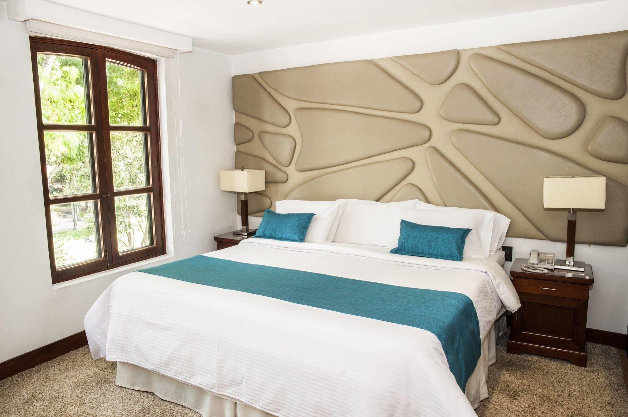 בוגוטה Hotel Virrey Park מראה חיצוני תמונה