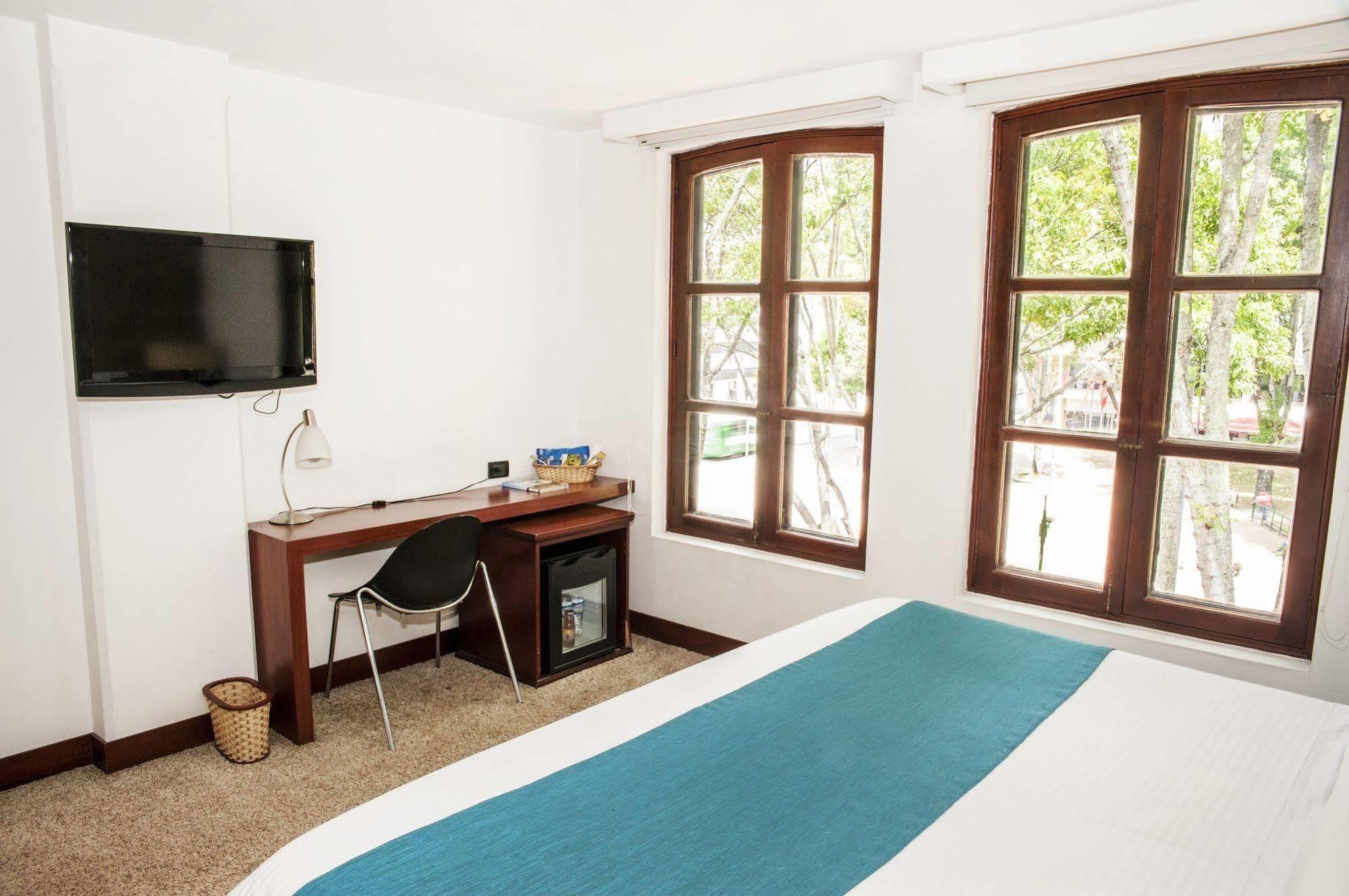 בוגוטה Hotel Virrey Park מראה חיצוני תמונה