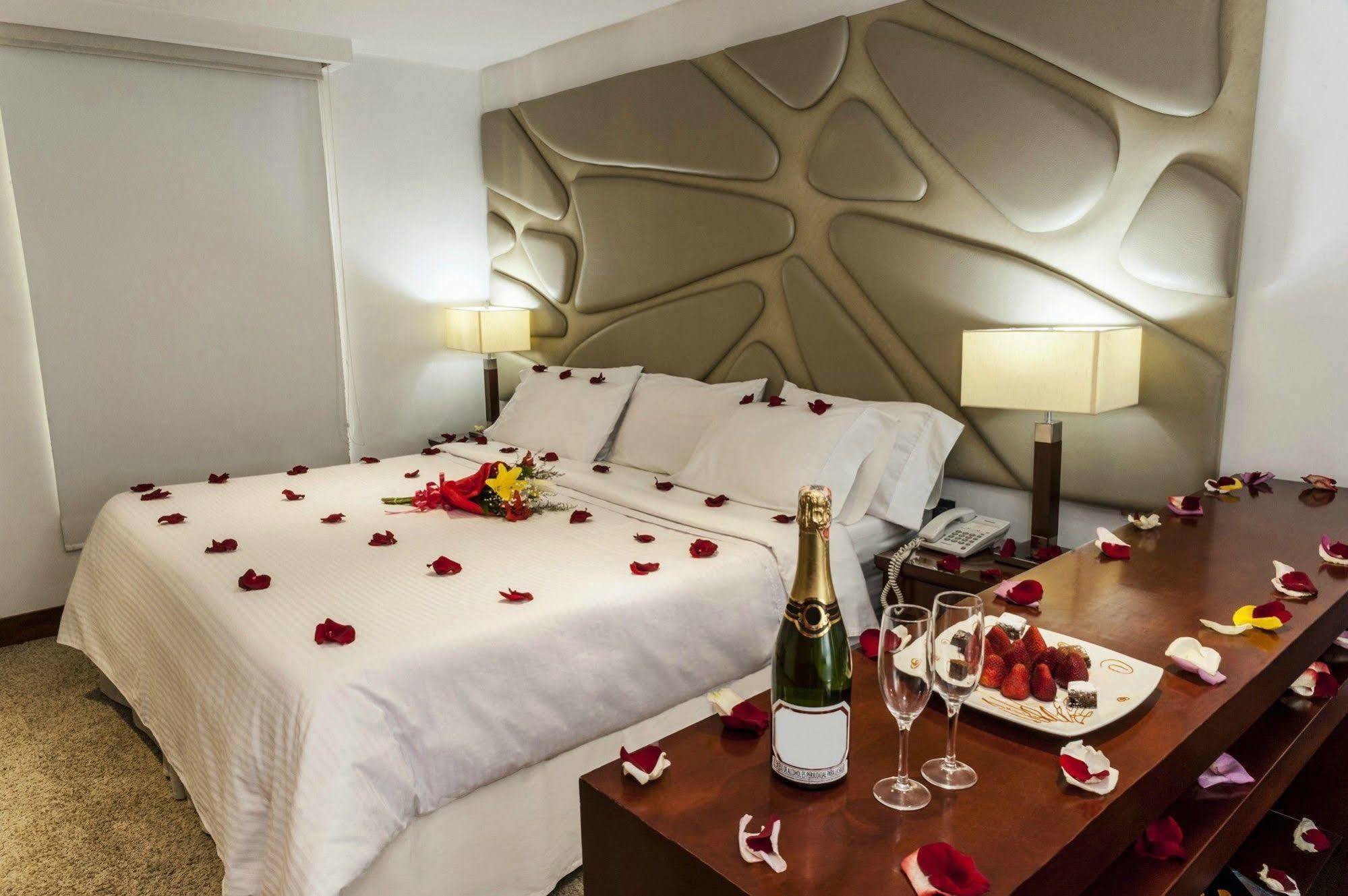 בוגוטה Hotel Virrey Park מראה חיצוני תמונה